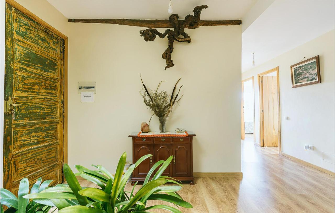 Beautiful Home In Diomondi With Wifi Bagian luar foto