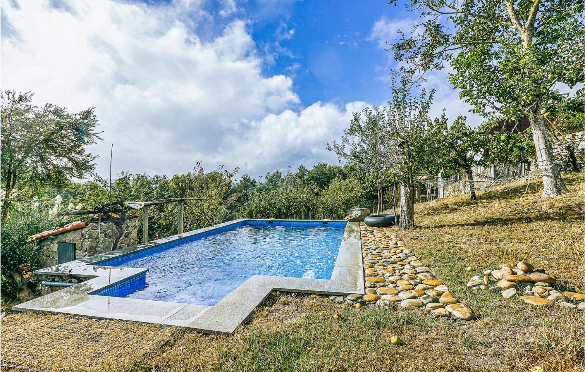 Beautiful Home In Diomondi With Wifi Bagian luar foto